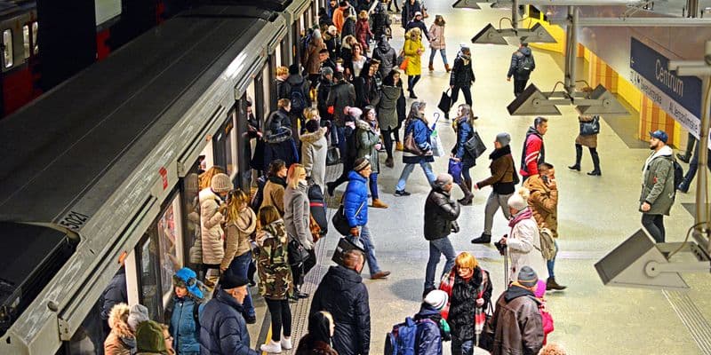 Navigation submenu image